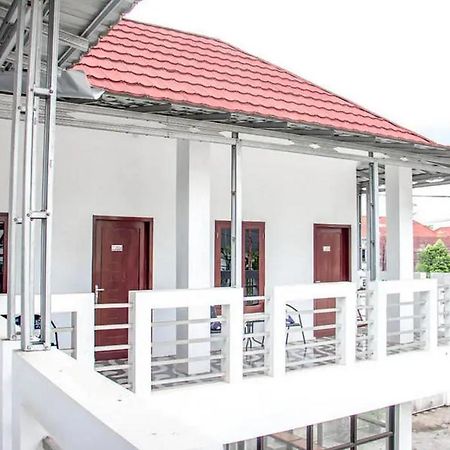 Samar Wulu Guest House Syariah Mitra Reddoorz Near Ketapang Ketapang  Exterior photo