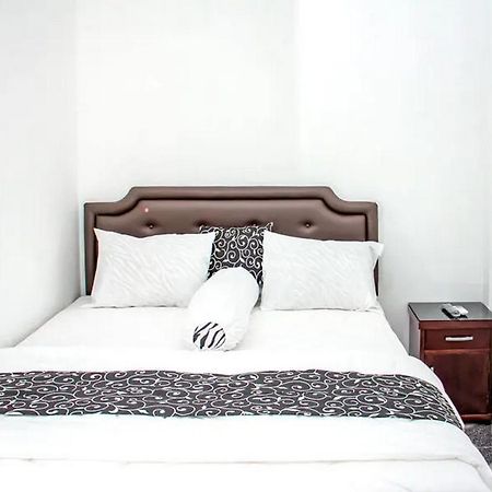 Samar Wulu Guest House Syariah Mitra Reddoorz Near Ketapang Ketapang  Exterior photo